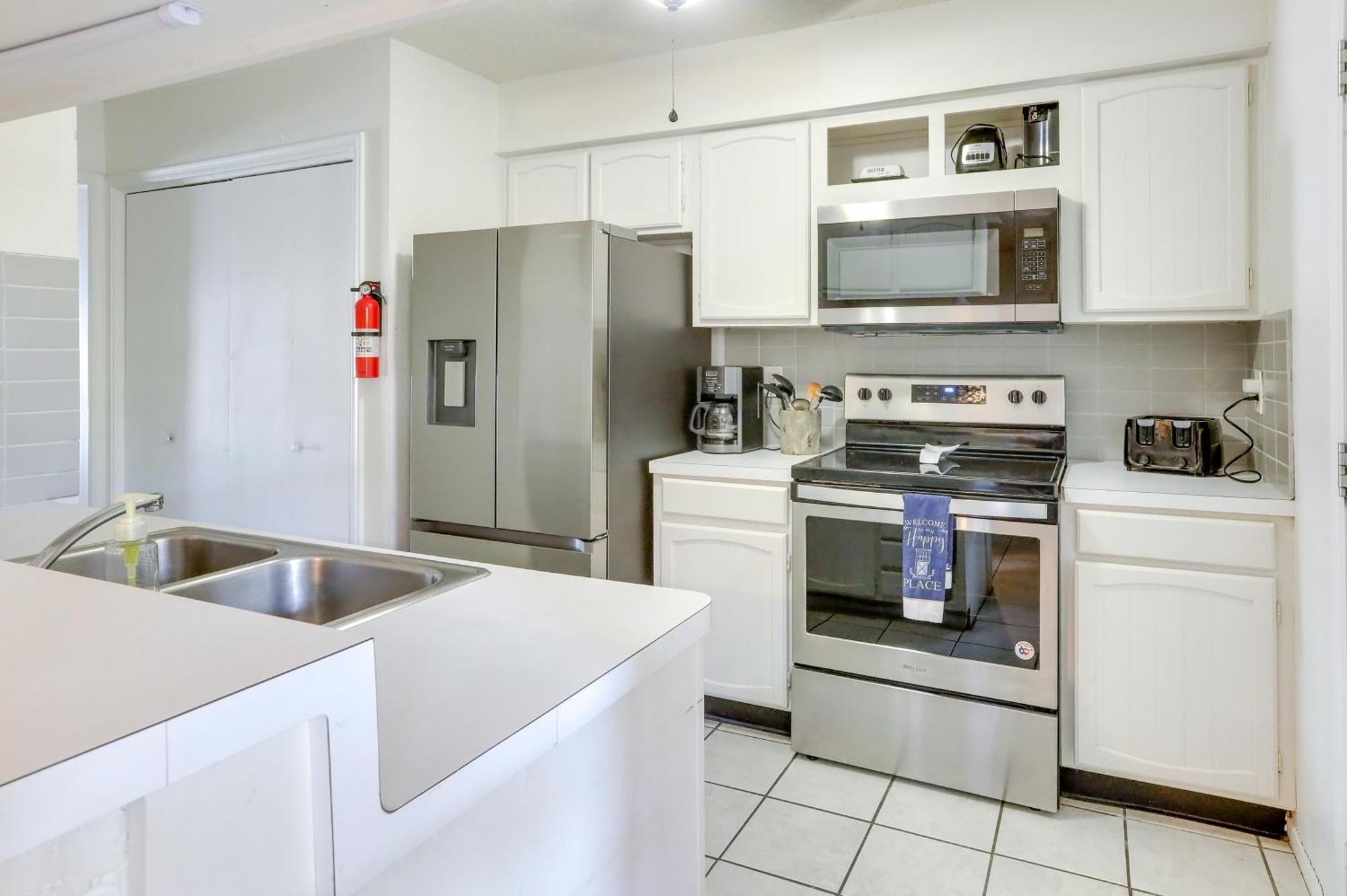 Townhome Near Beach In Galveston Furnished Patio! Экстерьер фото