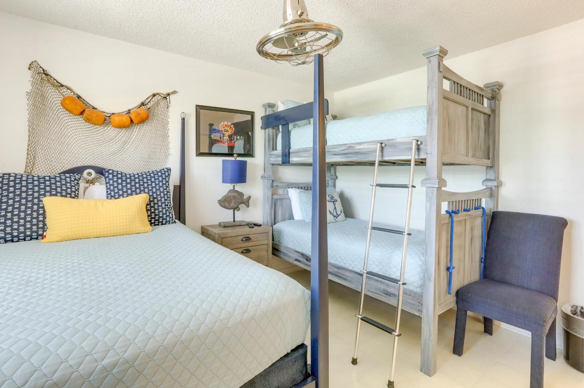 Townhome Near Beach In Galveston Furnished Patio! Экстерьер фото