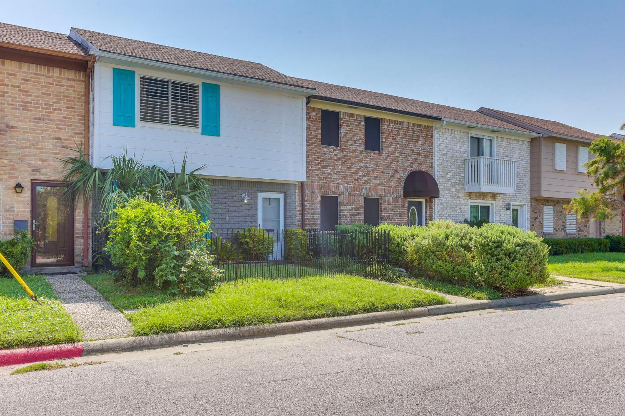 Townhome Near Beach In Galveston Furnished Patio! Экстерьер фото